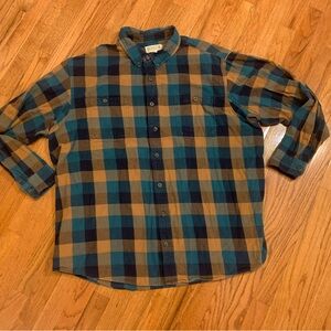 Duluth Trading Co Blue and Tan Checkered Shirt